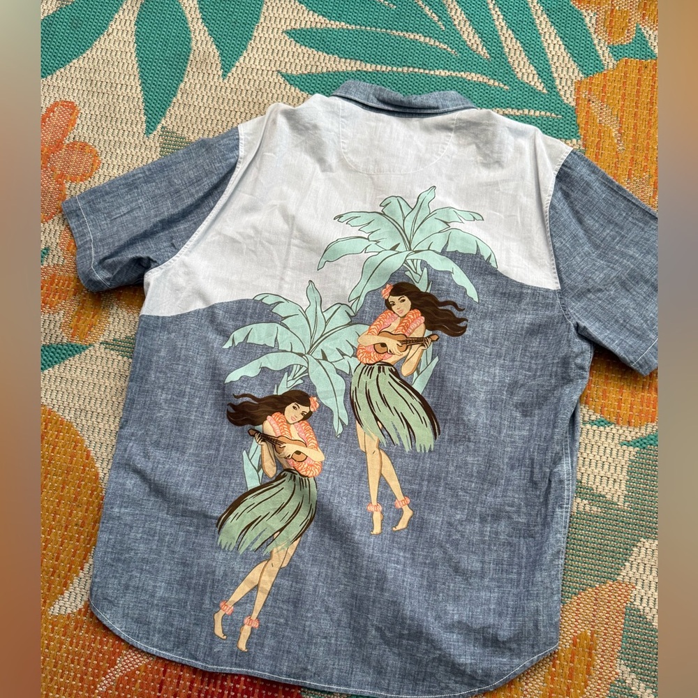 Tommy Bahama Men's Hula Girls Hawaiian S/S Button Shirt Chambray
Blue